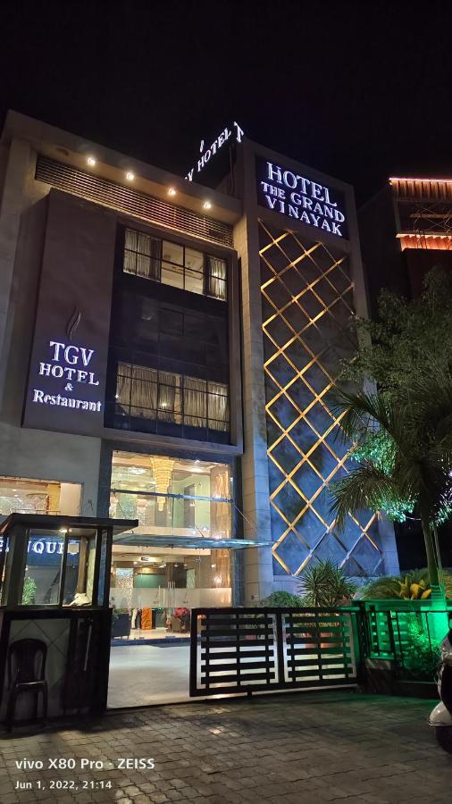 Tgv Hotel Ahmedabad Exterior foto